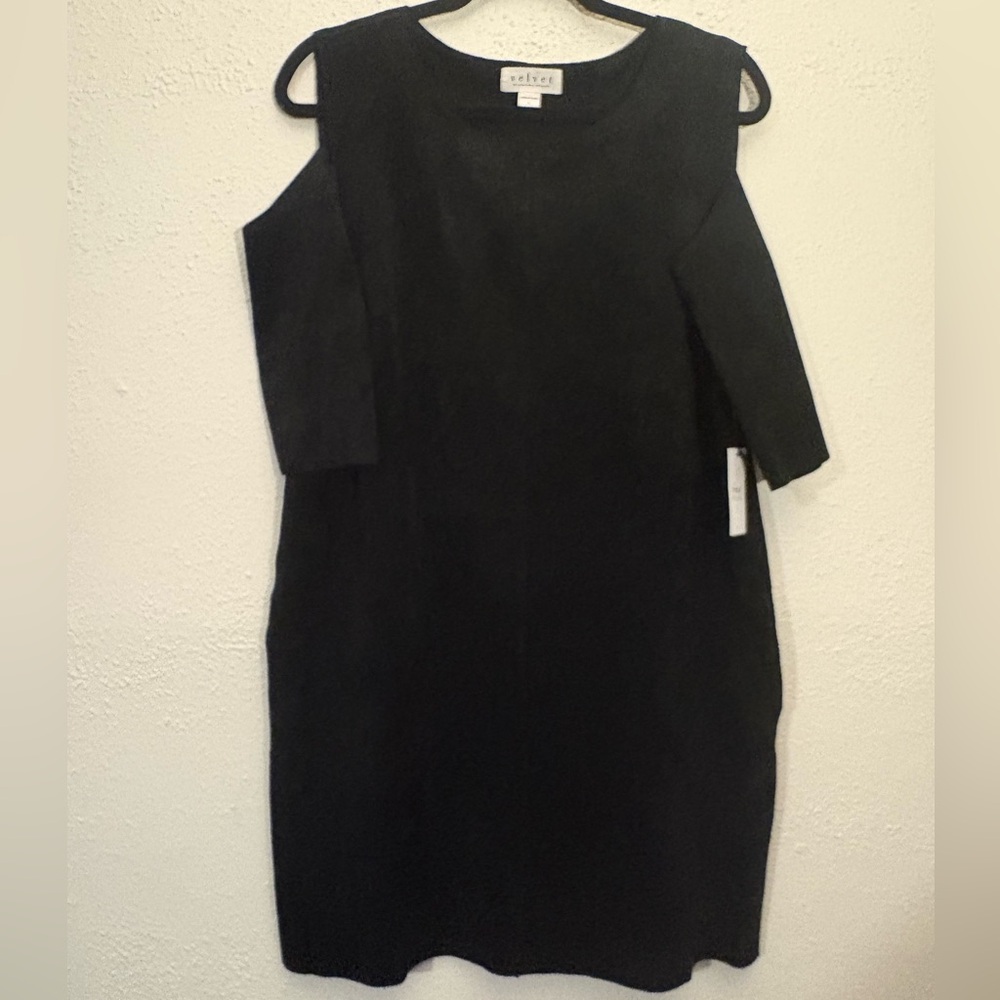 Velvet By Graham & Spencer Women's Black Cold Shoulder Sheath Dress Size L NWT